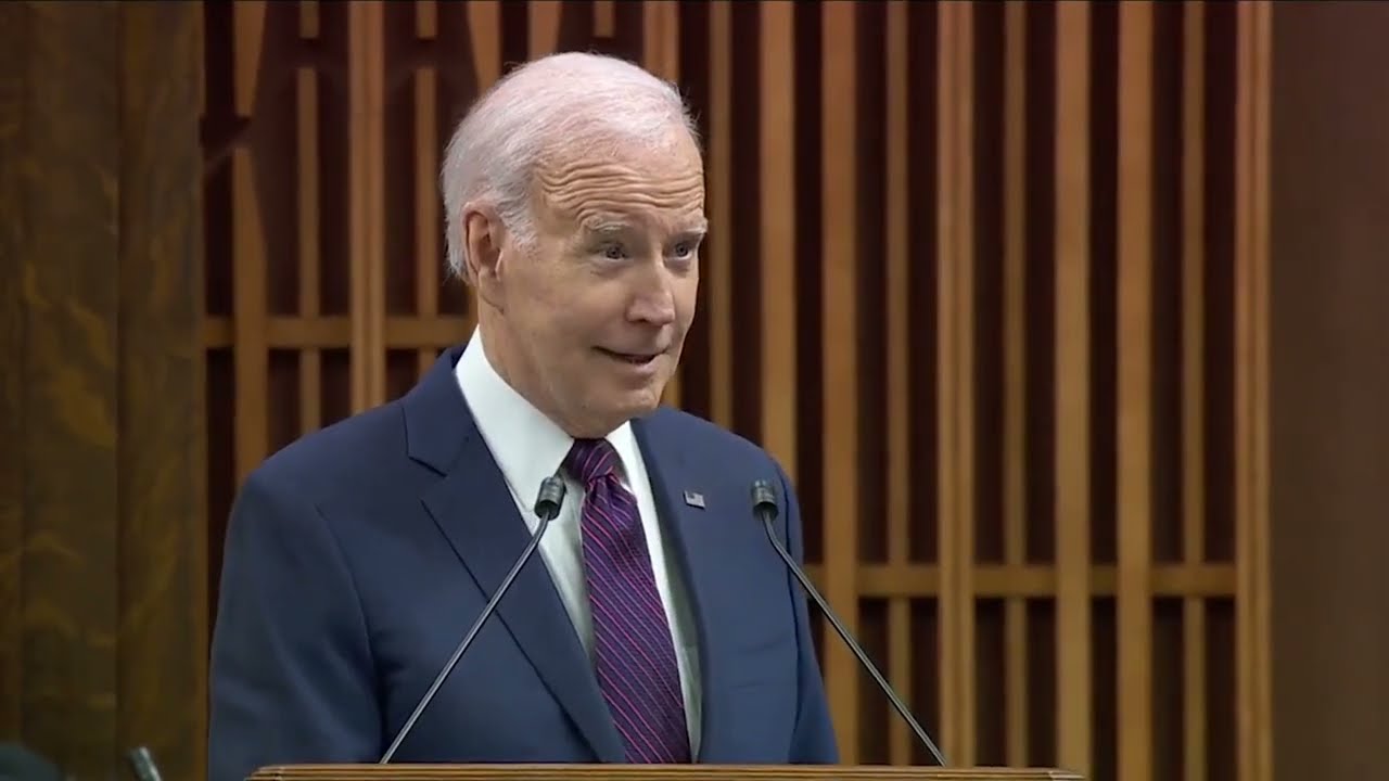 Joe Biden Takes Shot at the Toronto Maple Leafs