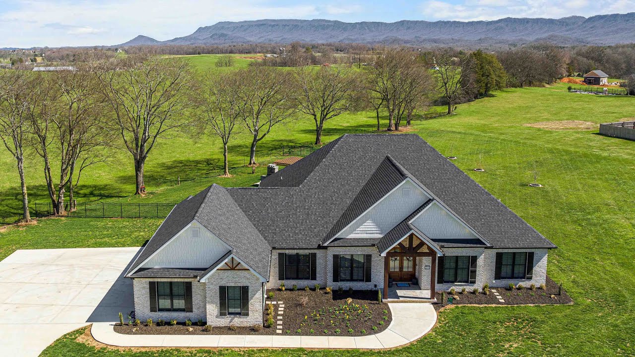311 Highland Springs Rd , Walland TN 37886