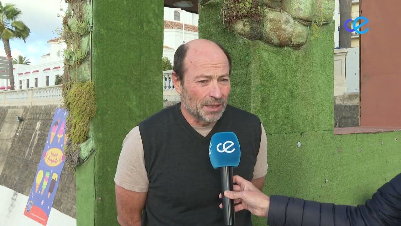 Las salpas, el delicado alimento de corales, peces y tortugas que embellece la bah&iacute;a sur en oto&ntilde;o