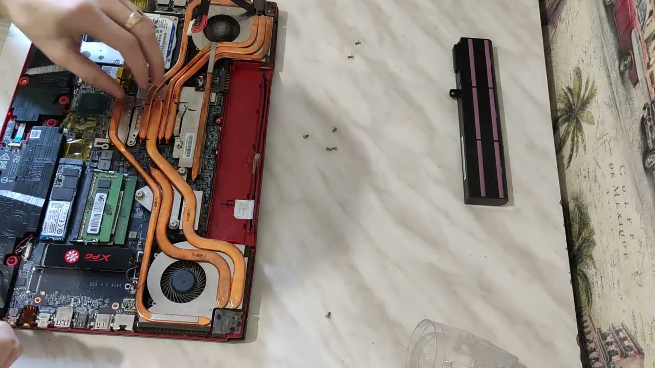 MSI GP63 leopard c gtx 1070 замена термопасты  и полный разбор