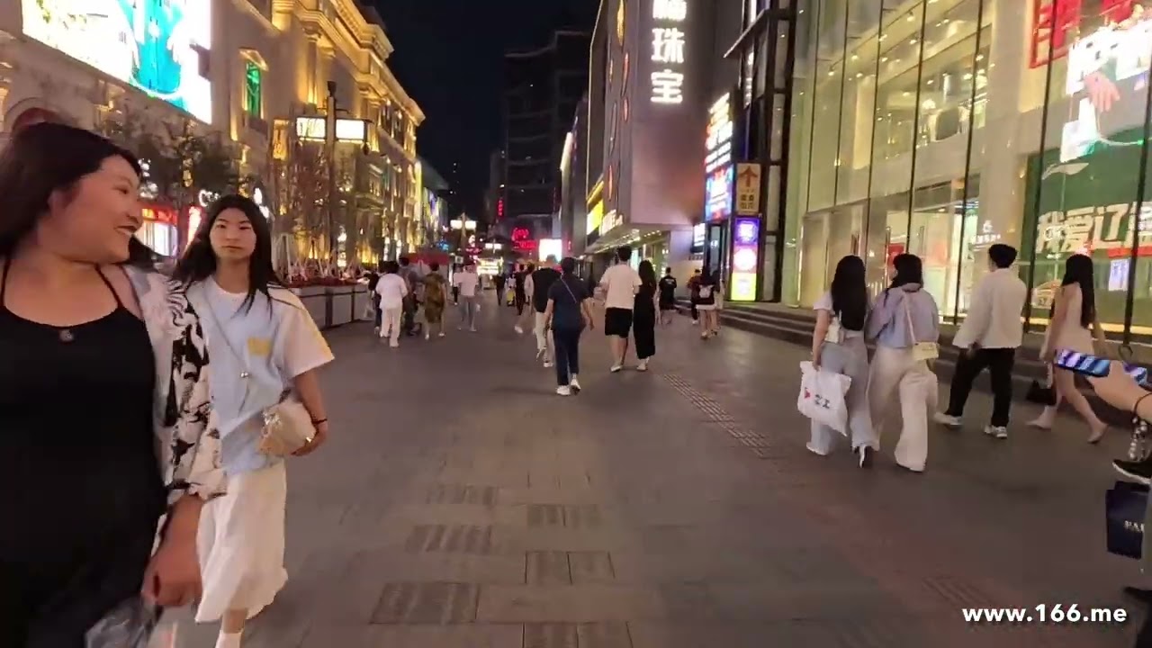 沉浸式徒步游览：辽宁省沈阳市中街步行街，夜景-Walking Tour