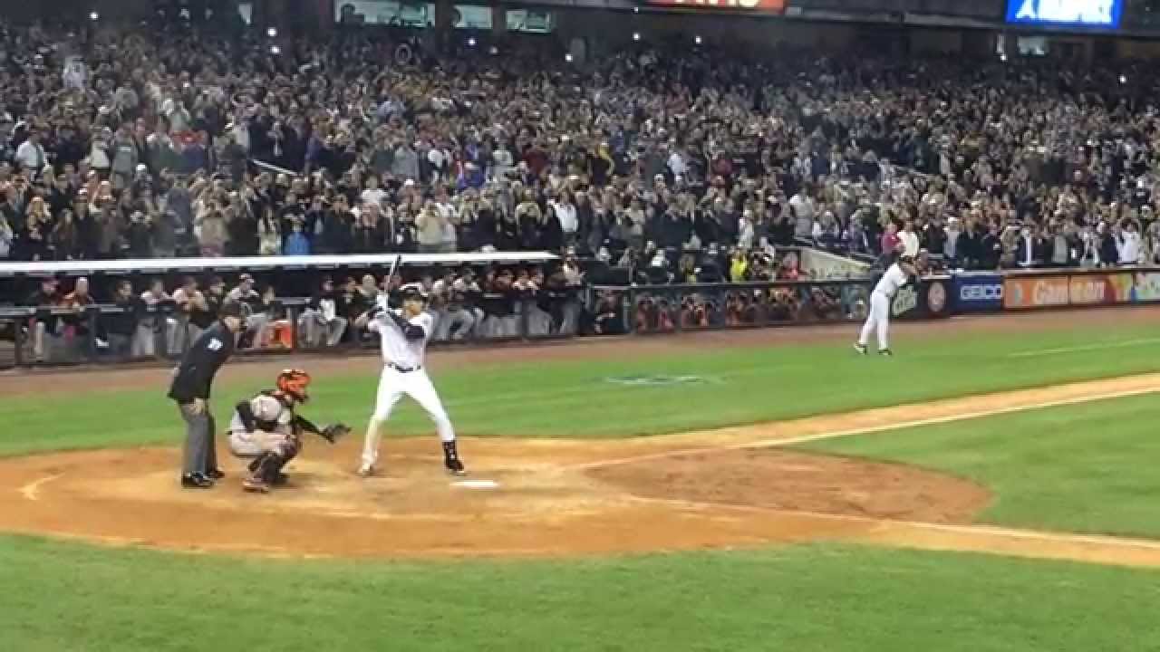 Derek Jeter's Final At-Bat - Walk off [Crowd View HD]