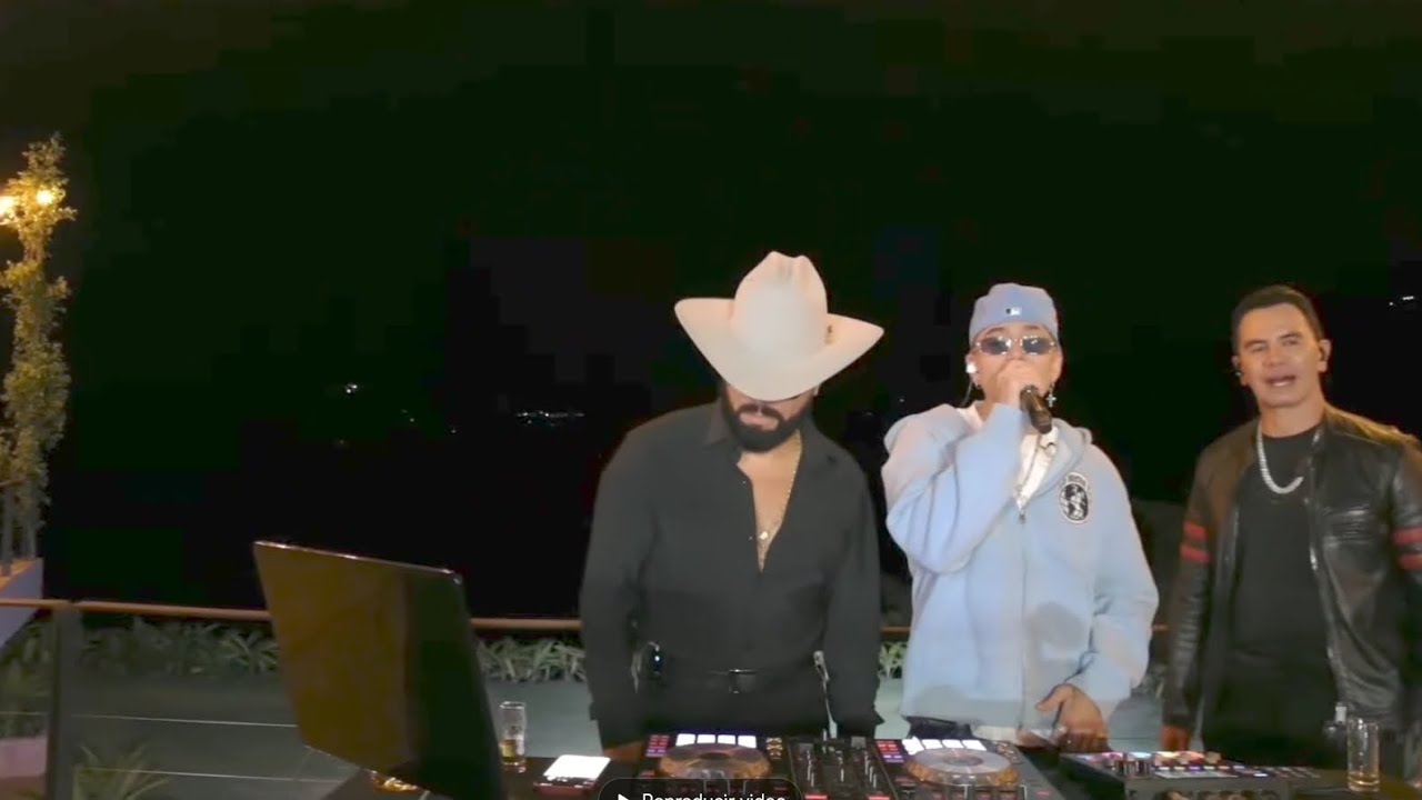 Andy Rivera canta la noche previa a la boda de jhonny Rivera junto a Dj alex sesation 