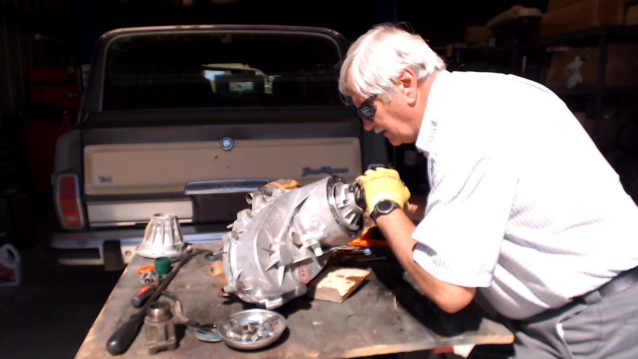 1987 Grand Wagoneer Transfer Case Teardown