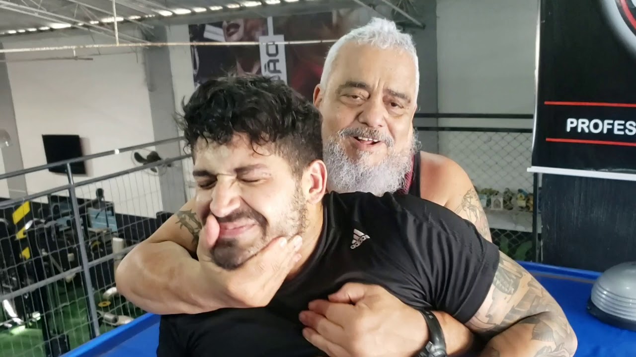 Jiu Jitsu e seus fundamentos raiz com o Mestre Iran Brasileiros