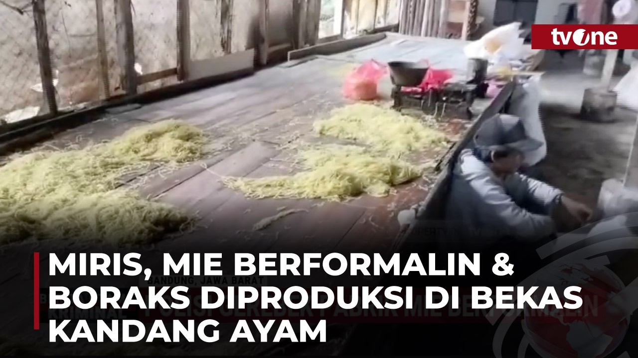Polisi Gerebek Pabrik Mie Berformalin di Bandung