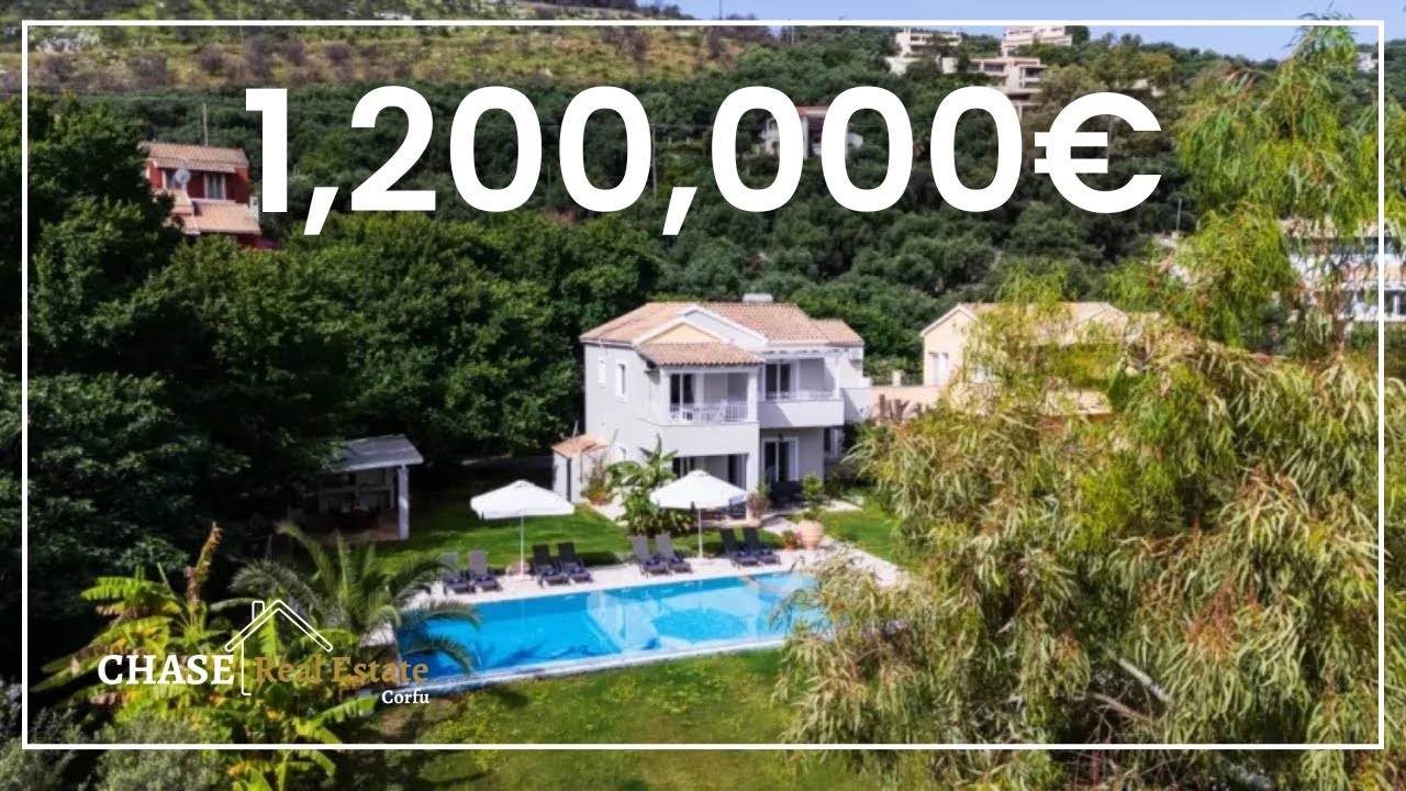 Beautiful beachfront villa for sale in North Corfu