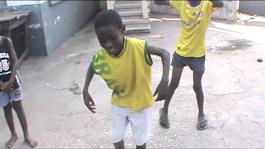 Africa got talent. Ghana( funny Dance) funny