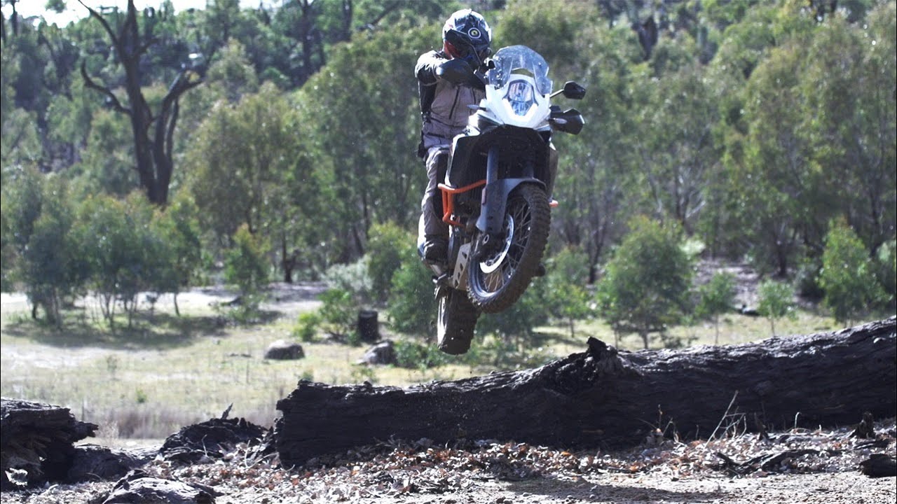 KTM 1190R It's all about tyres!