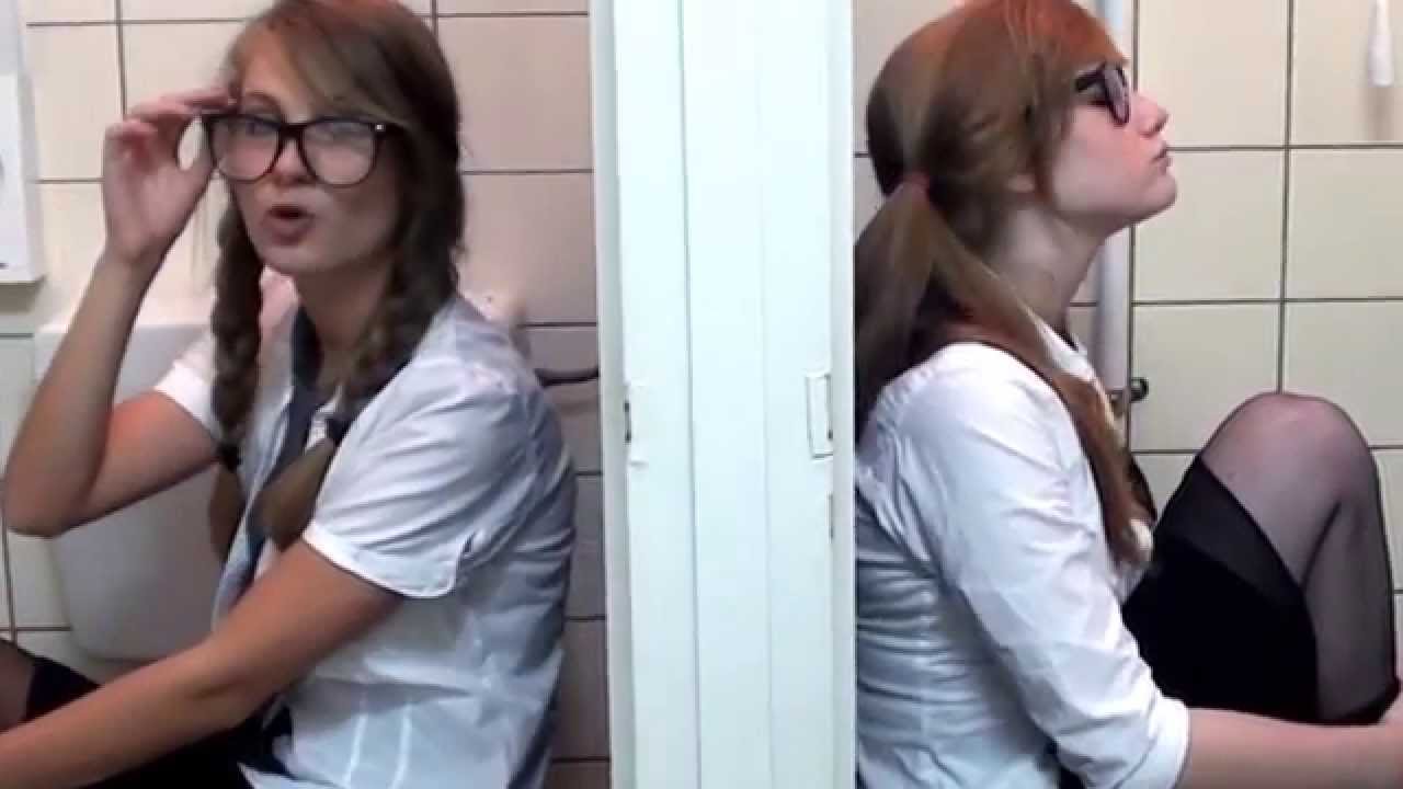 Loser Like Me - Glee | Cover by Carlijn & Merle