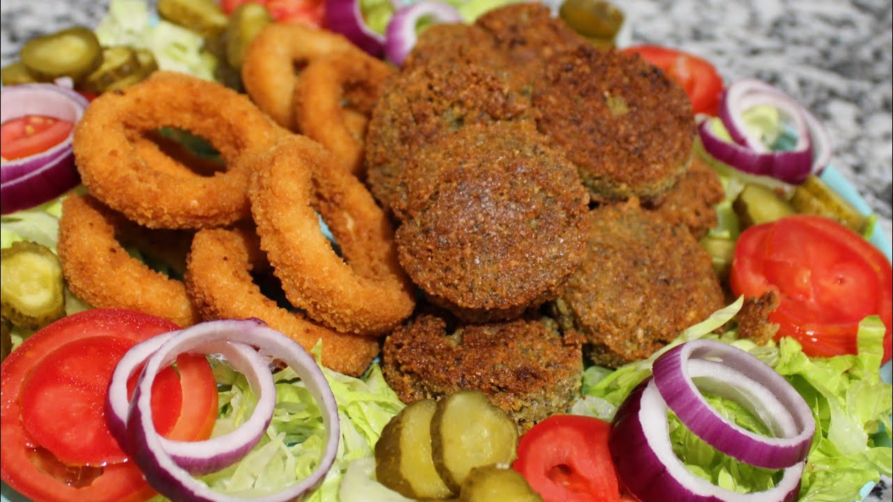 If you want to make delicious and simple falafel at home, don't miss this video