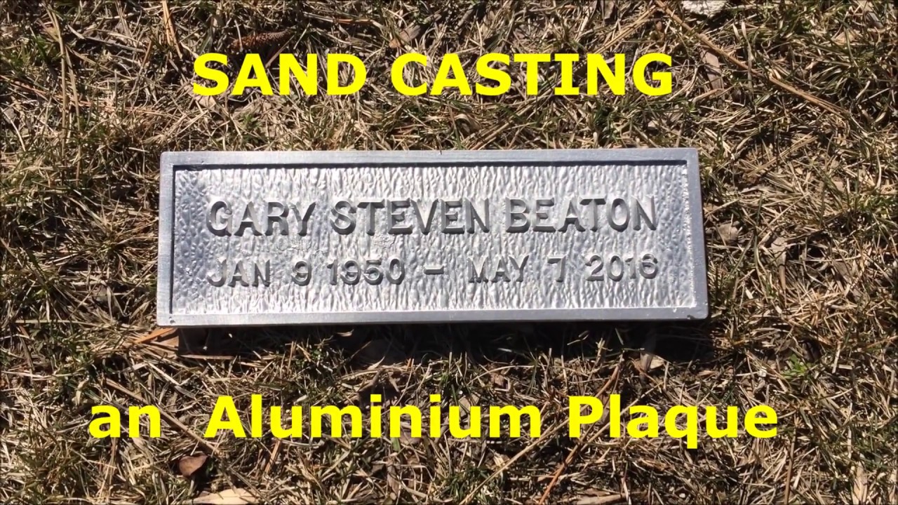 Sand Casting an Aluminium Plaque