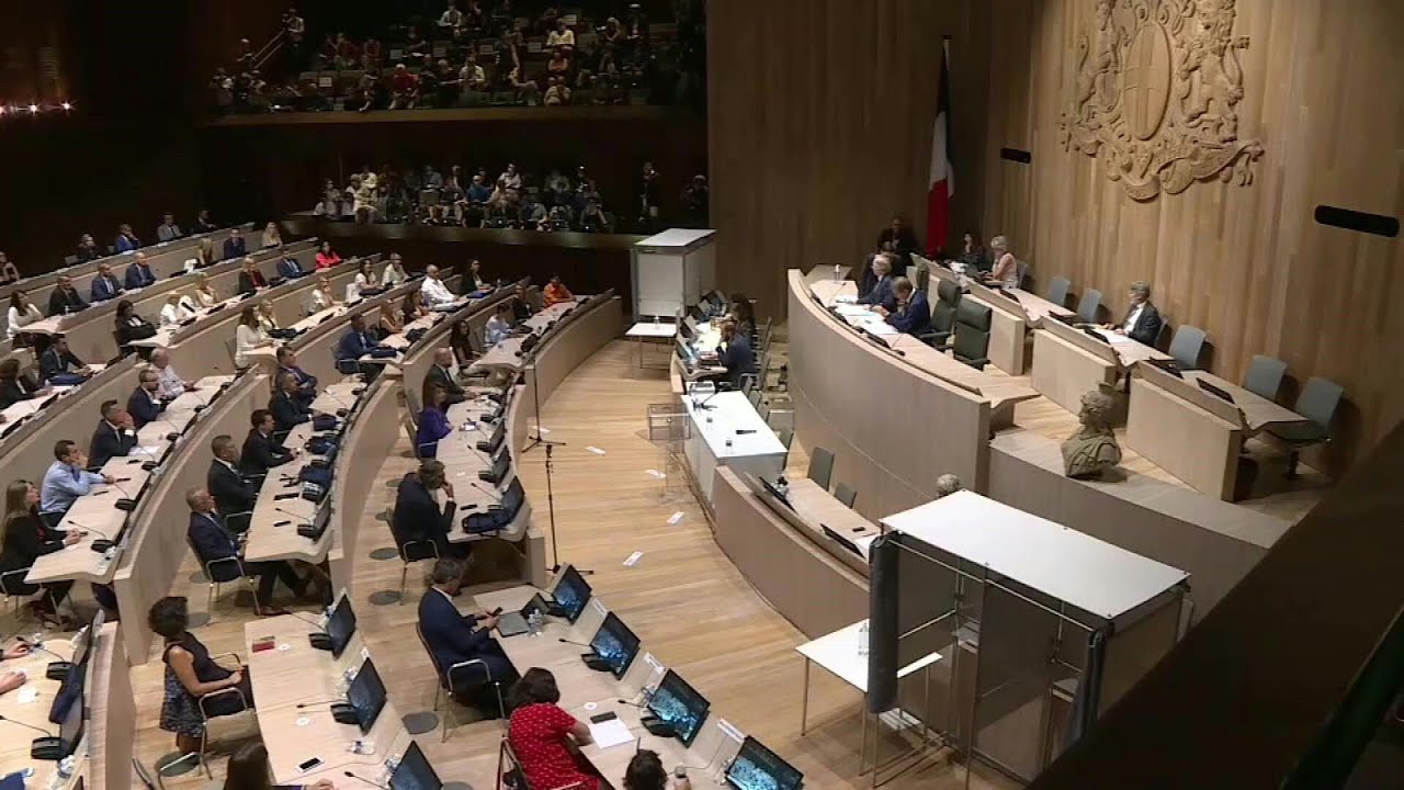 Marseille : Conseil municipal tendu pour élire le nouveau maire | AFP Images