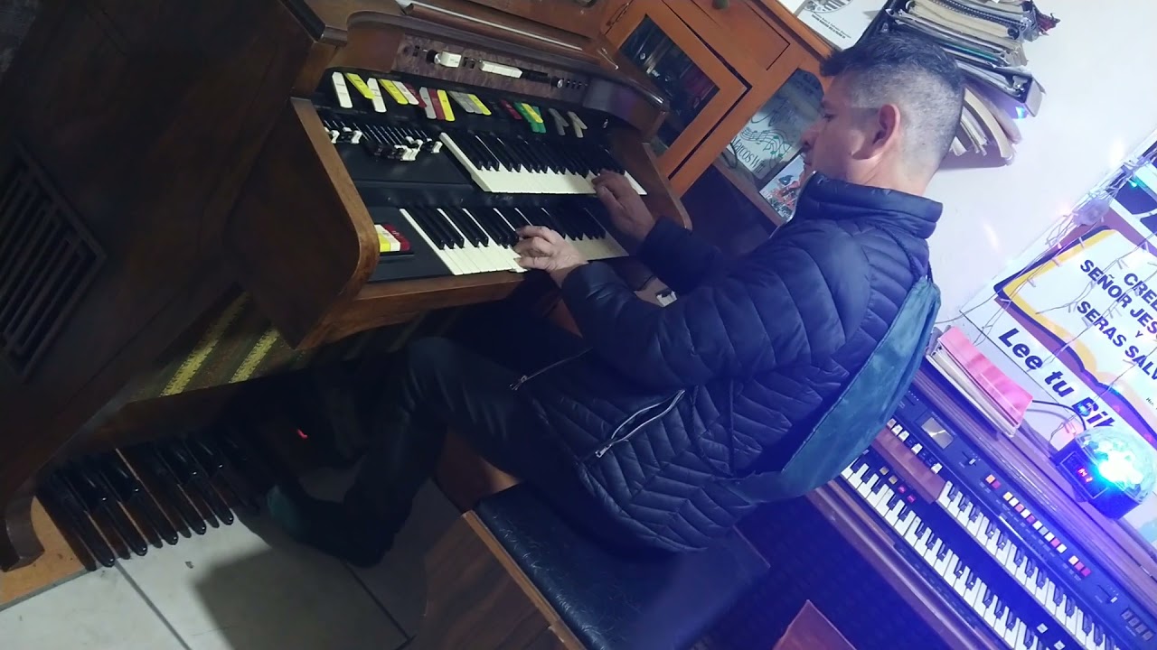 meditación órgano musical  hammond T 524 Venta órganos Musicales CDMEX Cel 5575452064 Carlos