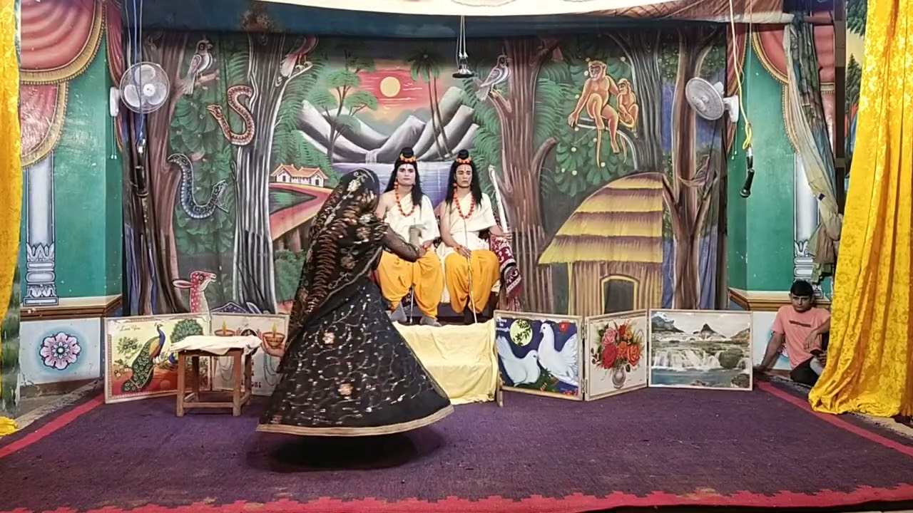 हनुमानजी का हवाई मार्ग से संजीवनी लाने का दृश्य | रामलीला में उमड़ी भीड़ | Mandrella Ramleela 2025 