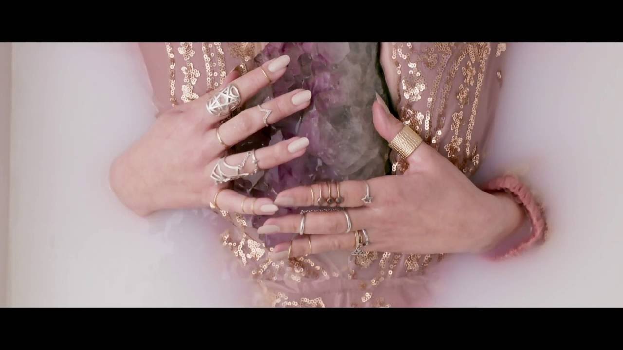 Theia - Roam (Official Video)