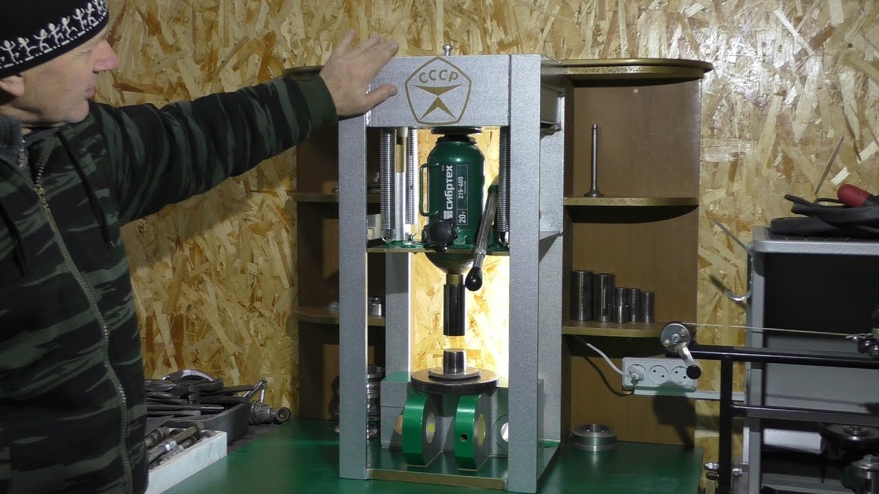Гидравлический пресс ручной работы с избытком перфекционизма.
