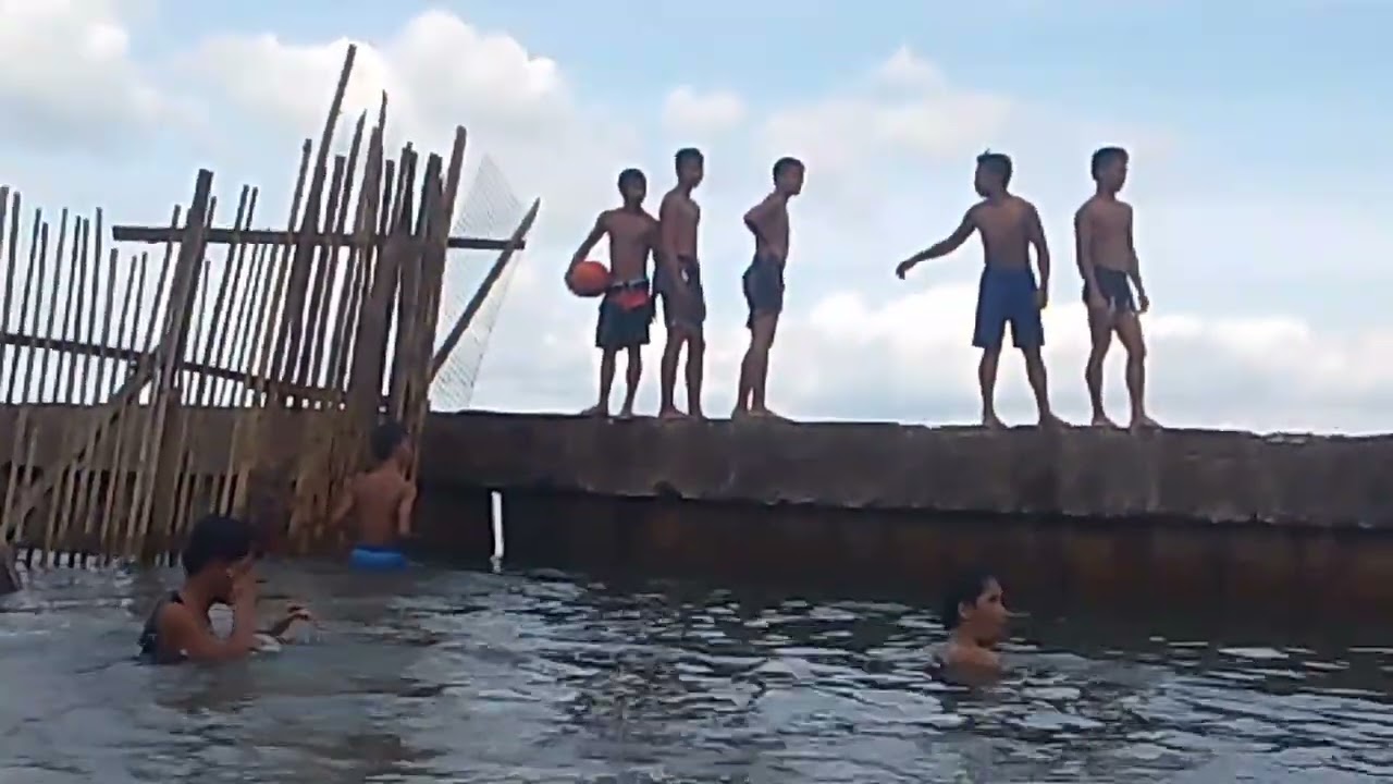 Drifting with the waves