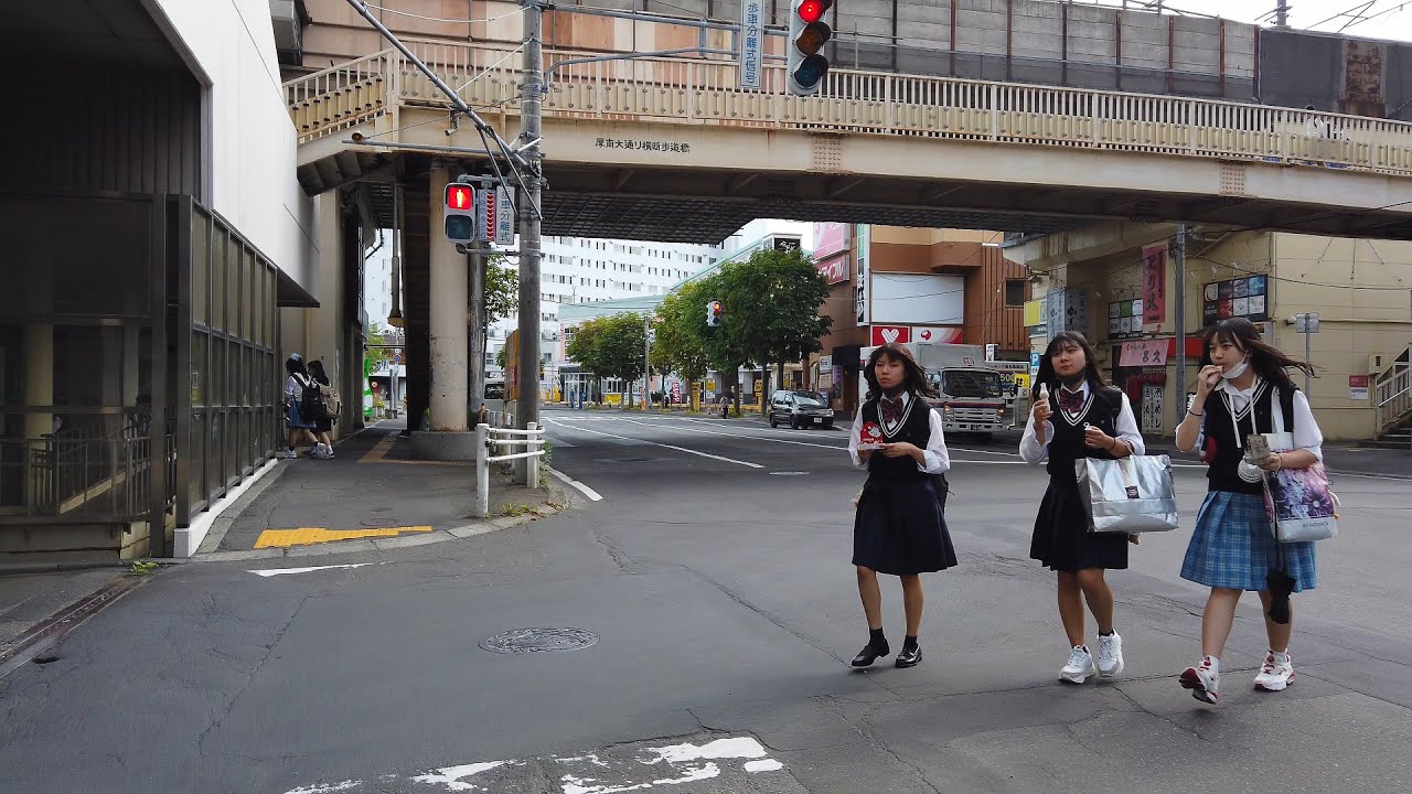 【4K】2021 日本 北海道 札幌市 厚別区 ひばりが丘駅 &rarr; 新さっぽろ駅 散策【Binaural Audio】