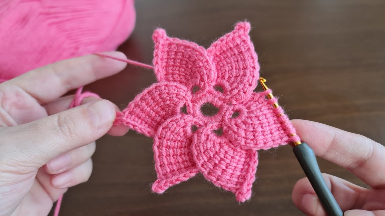Super Easy Crochet Knitting Flower  Motif - Çok Kolay Tığ İşi Şahane Motif Örgü Modeli..