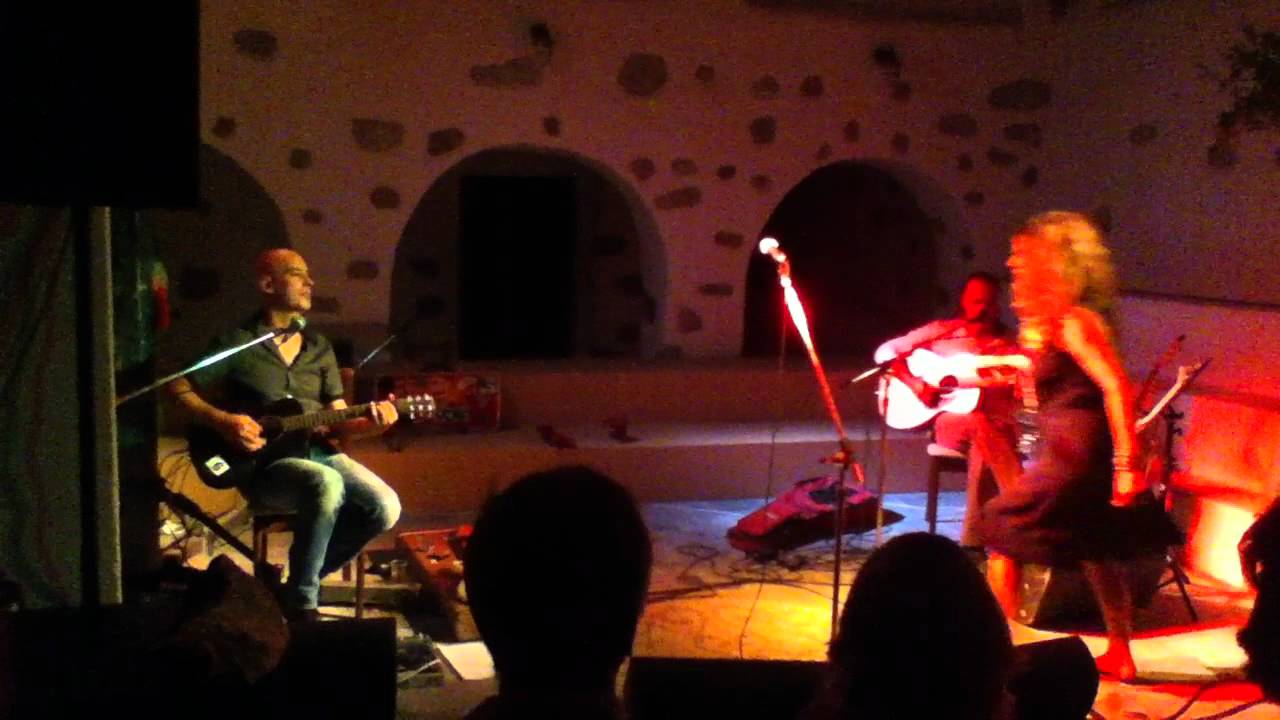 Eleni Tsaligopoulou - Tourna - Live in Astypalaia 2011
