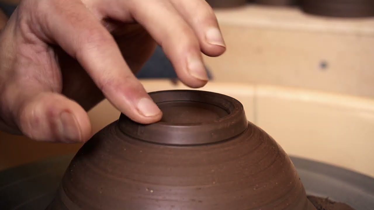 Trimming a bowl with a foot ring (ASMR)