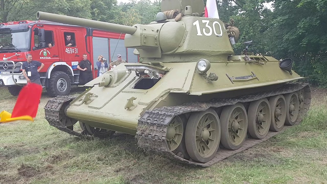 Studzianki 2019 T-34 prostuje gąski