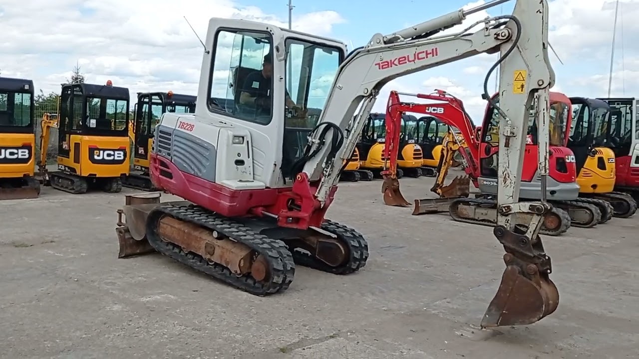 Mini koparka Takeuchi Tb 228 , 2014 rok