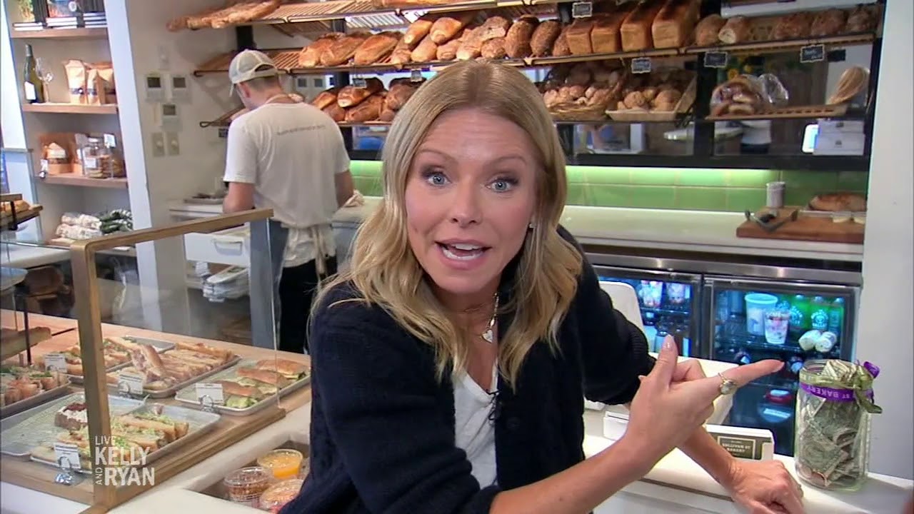 Kelly Goes on a Bread Tour of New York