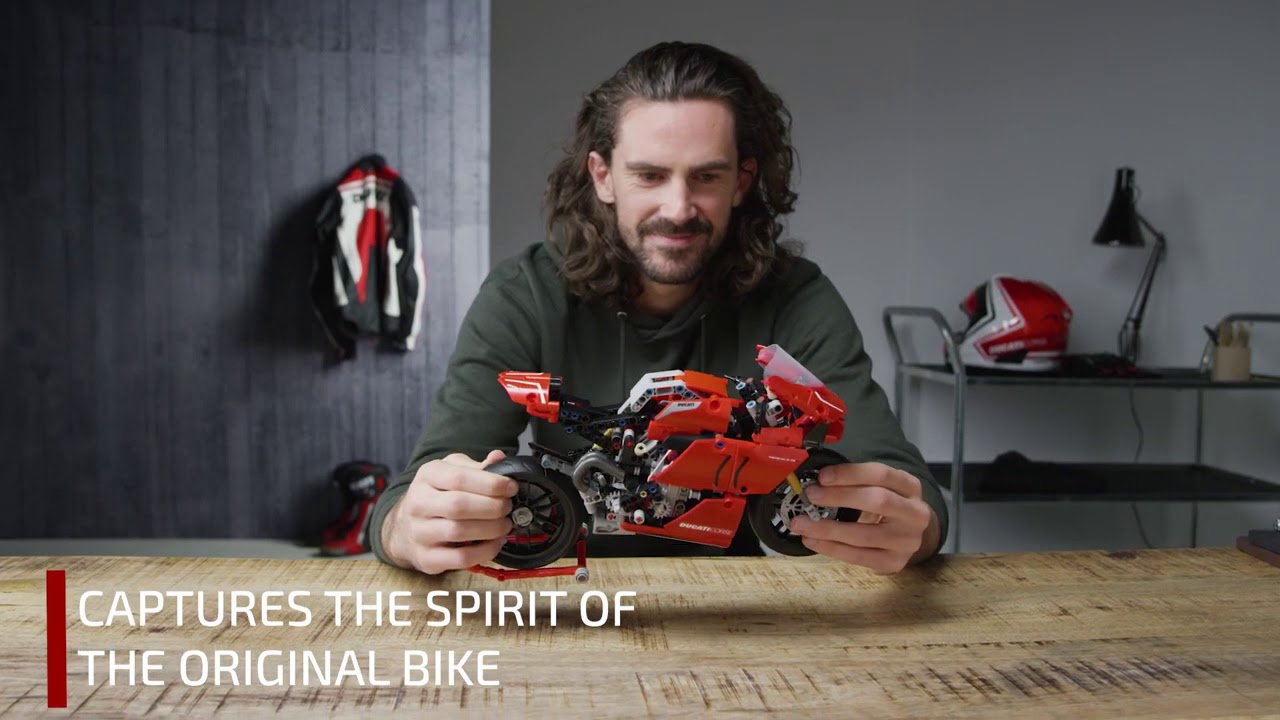 LEGO Technic #42107: Ducati Panigale V4 R do złożenia