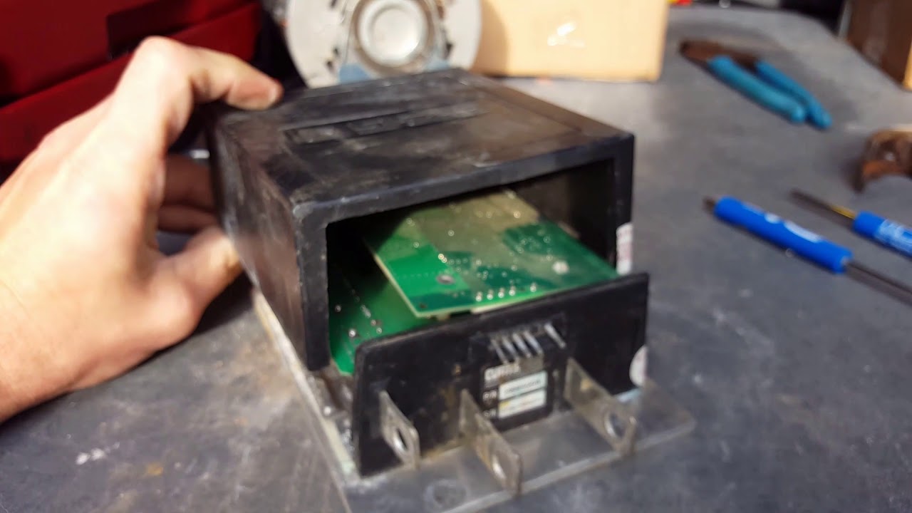 How to open and disassemble a EZGo Curtis 1206 Controller