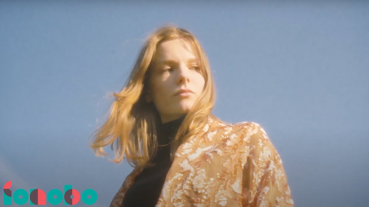 Magda Kluz - Rzeka (Lyric Video)