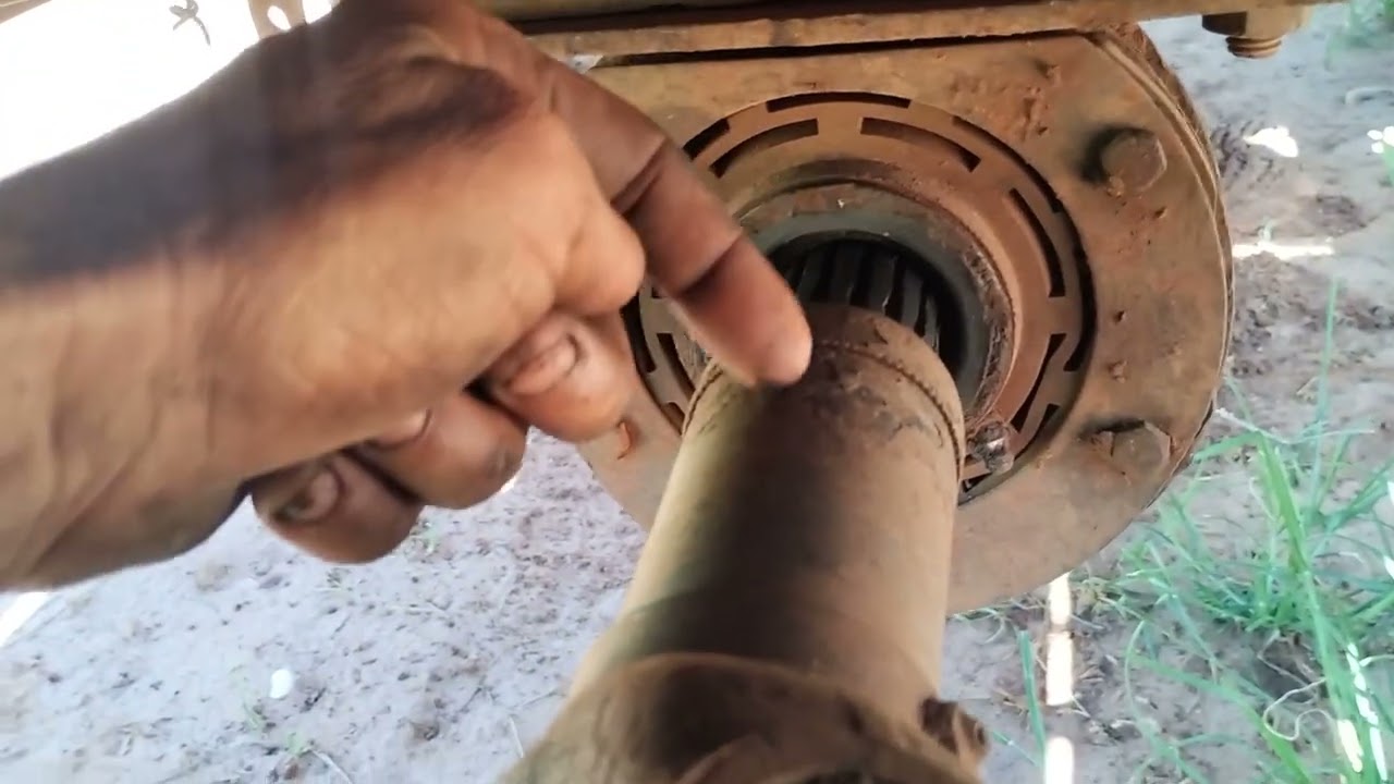 Como acha a folga certa na espiga do cardan do caminhão ou camionete