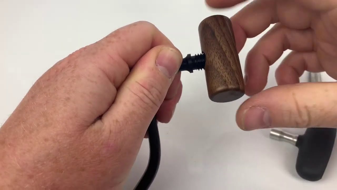 Shimano Aero Technium Mgs Self fit wooden handle