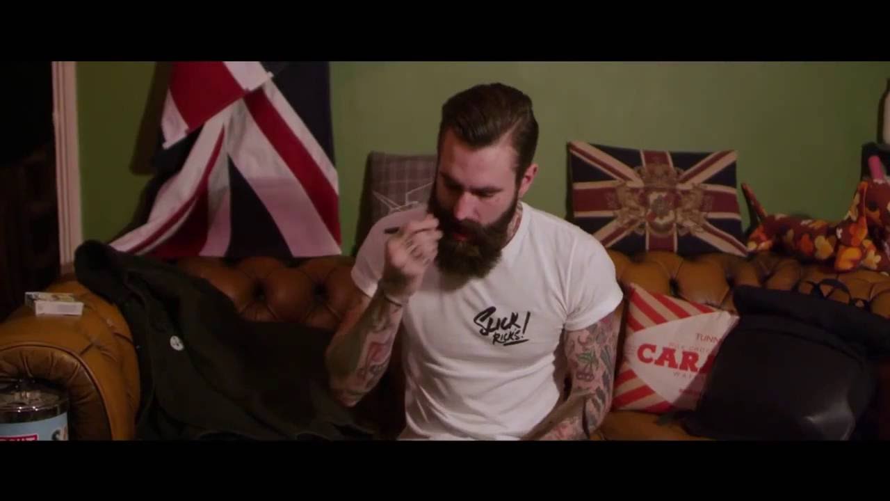 Beardfaker has the style of Ricki Hall