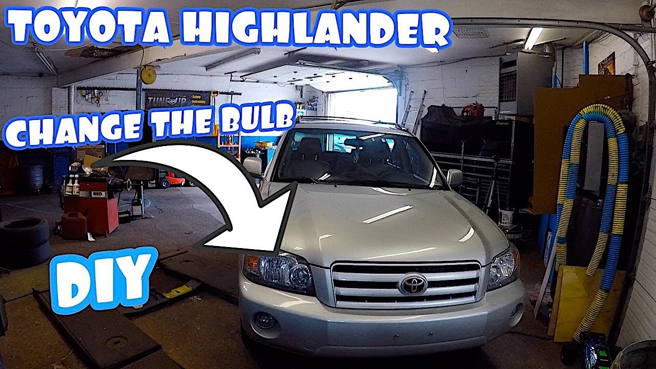 How to replace head light bulb on 2005 Toyota Highlander