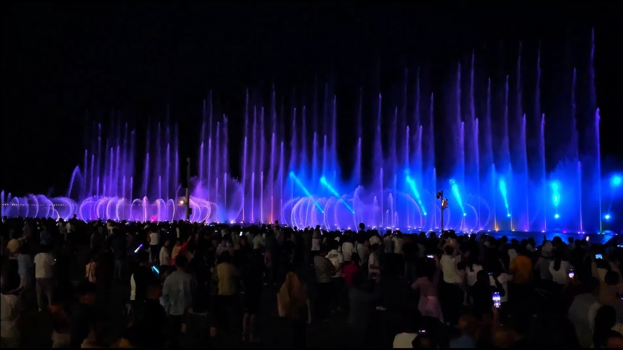 Must-See Night Show—On Par with Disney & Longwood | Lights, Fountains & Fire. Part 1. 