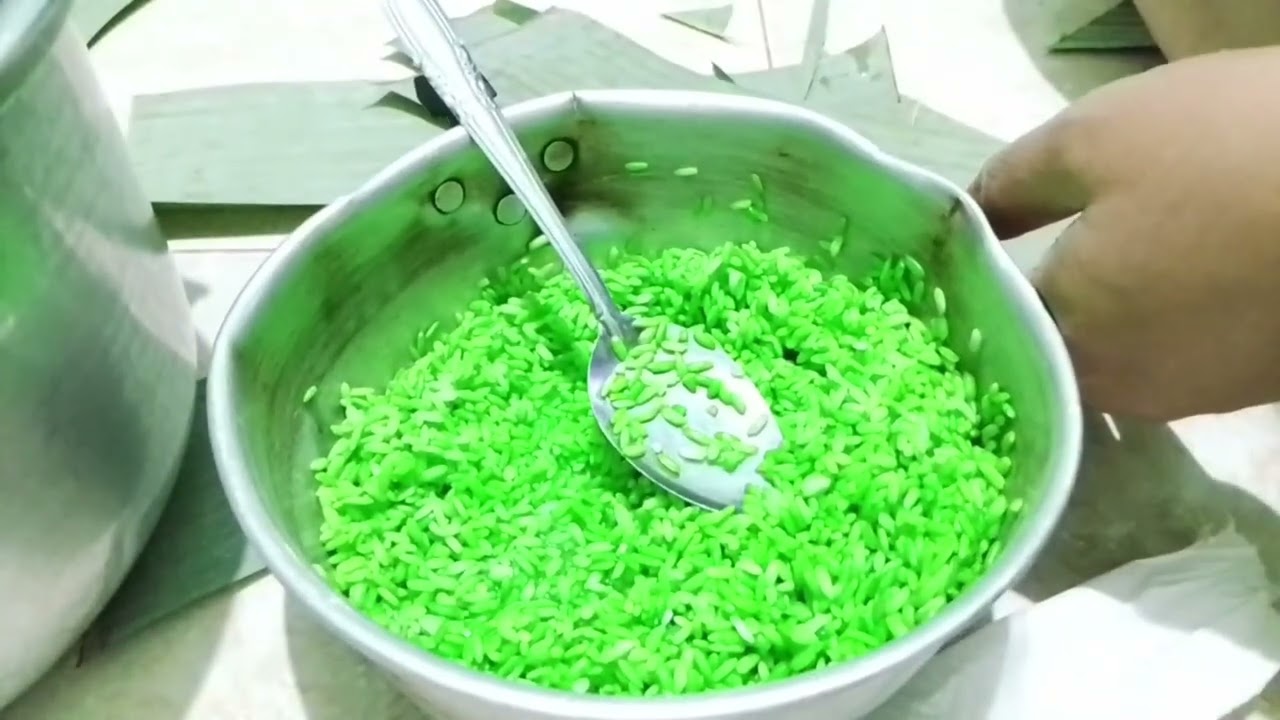 Request anak Lanang  buat kue Lupis. 