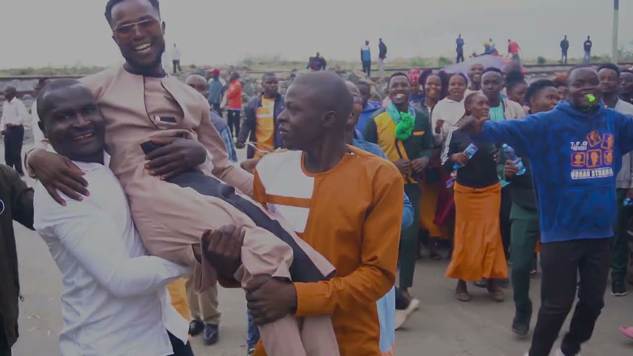 PAPA GODOH FT ZIPI -RAHA(OFFICIAL VIDEO)
