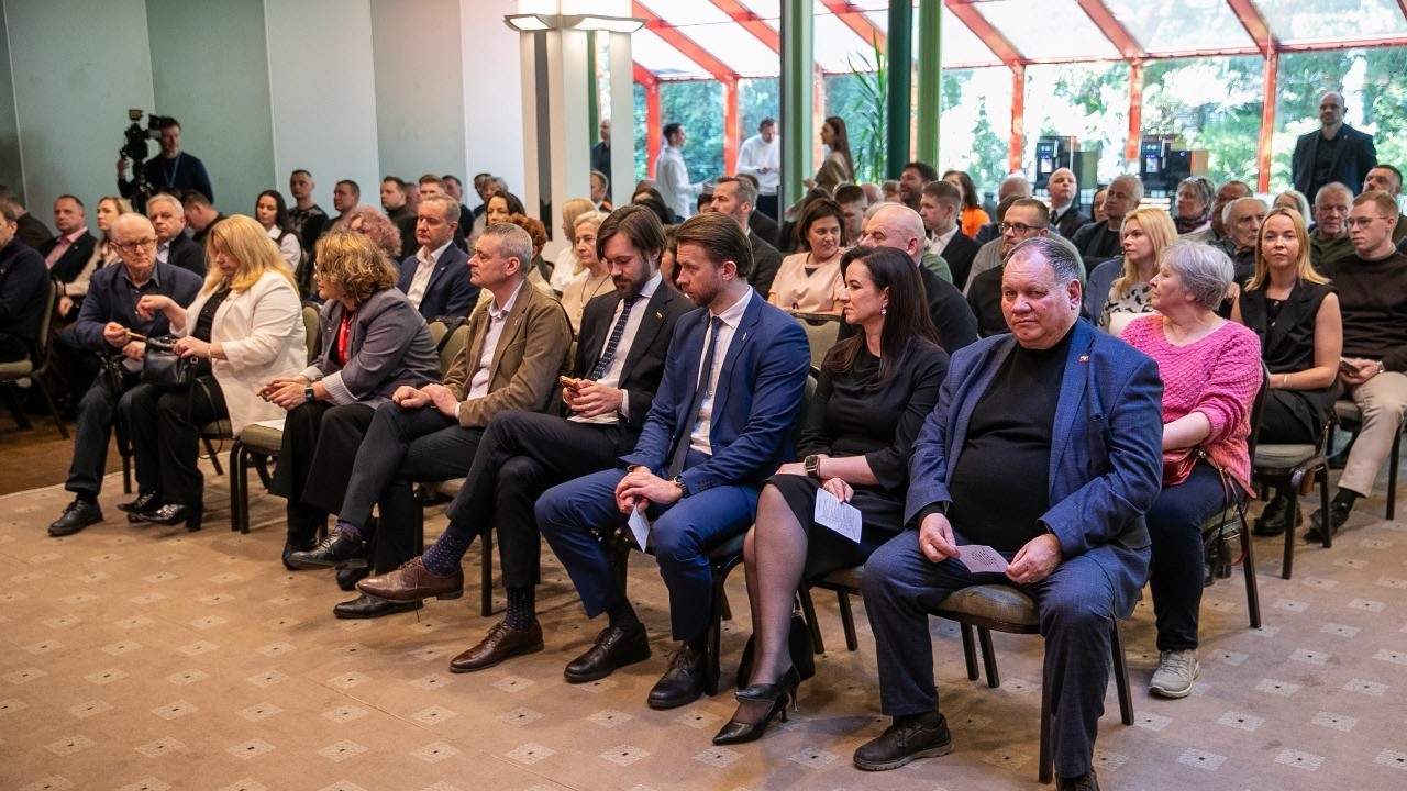 „Nauja diena“. Kodėl socdemų stovykloje blėsta viltys sulaukti demokratijos šventės?