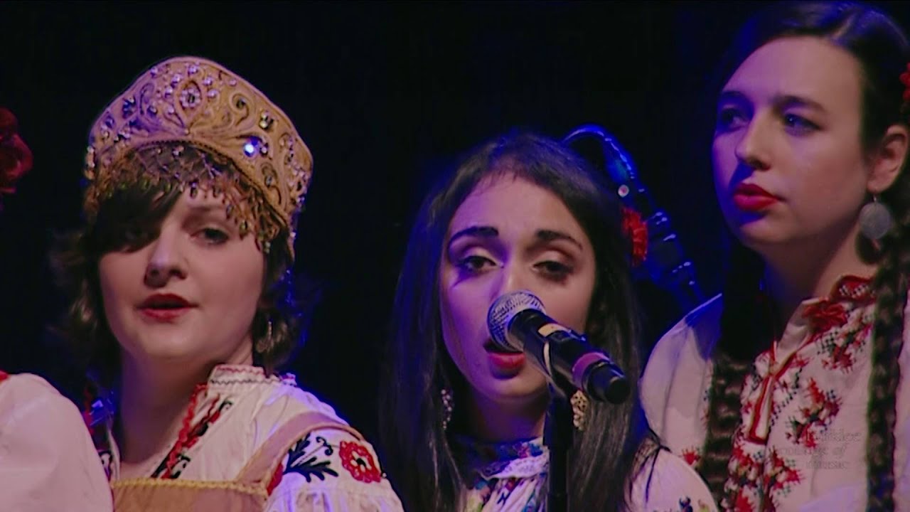 Pletenitsa Balkan Choir - Dragana I Slavei (P. Kutev)