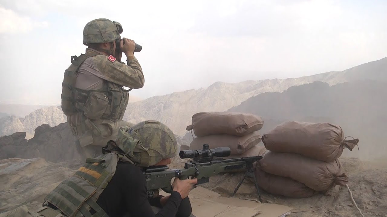 Mehmetçik İkiyaka Dağları'nda destan yazıyor