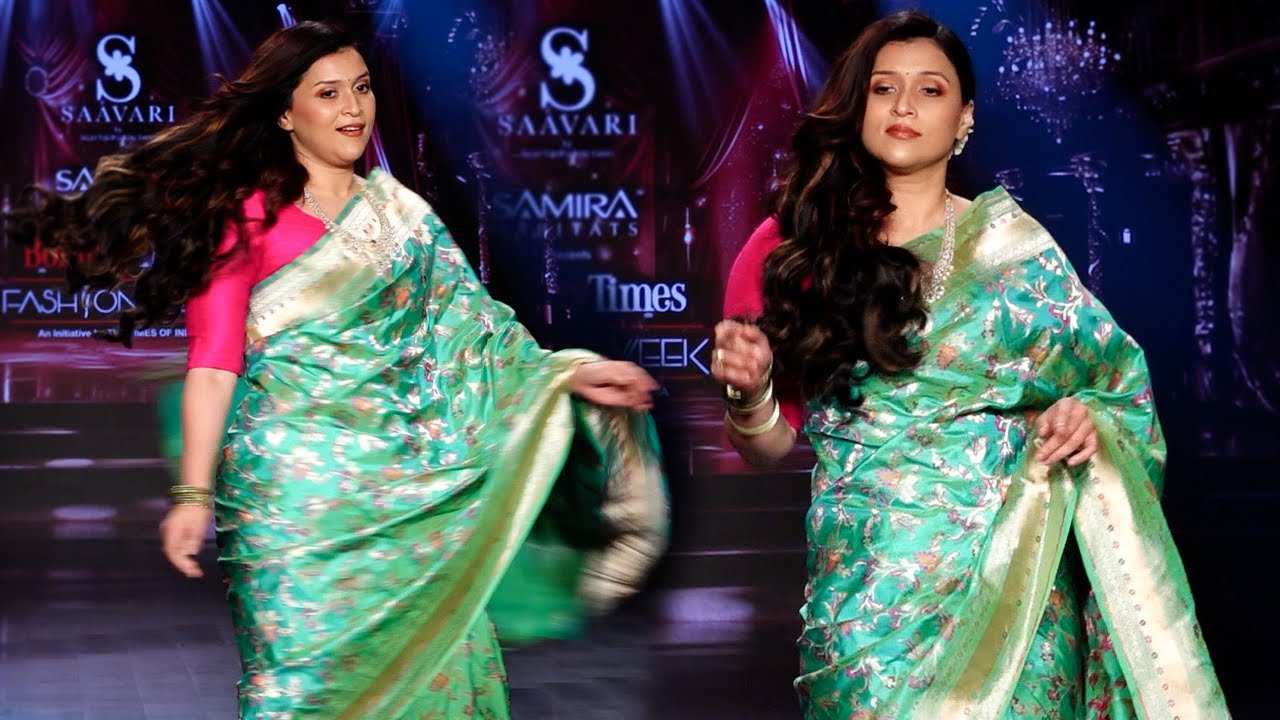 Mannara Chopra Ramp Walk For Sayali Rajadhyaksha Sarees At Bombay Times Fashion Week 2025