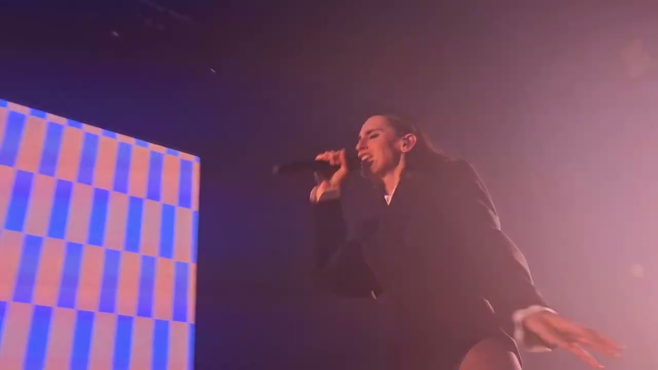 Yelle - Que Veux-Tu 🤷🏻‍♀️ @ Antipode 2025 (20th Anniversary Tour) [4K]