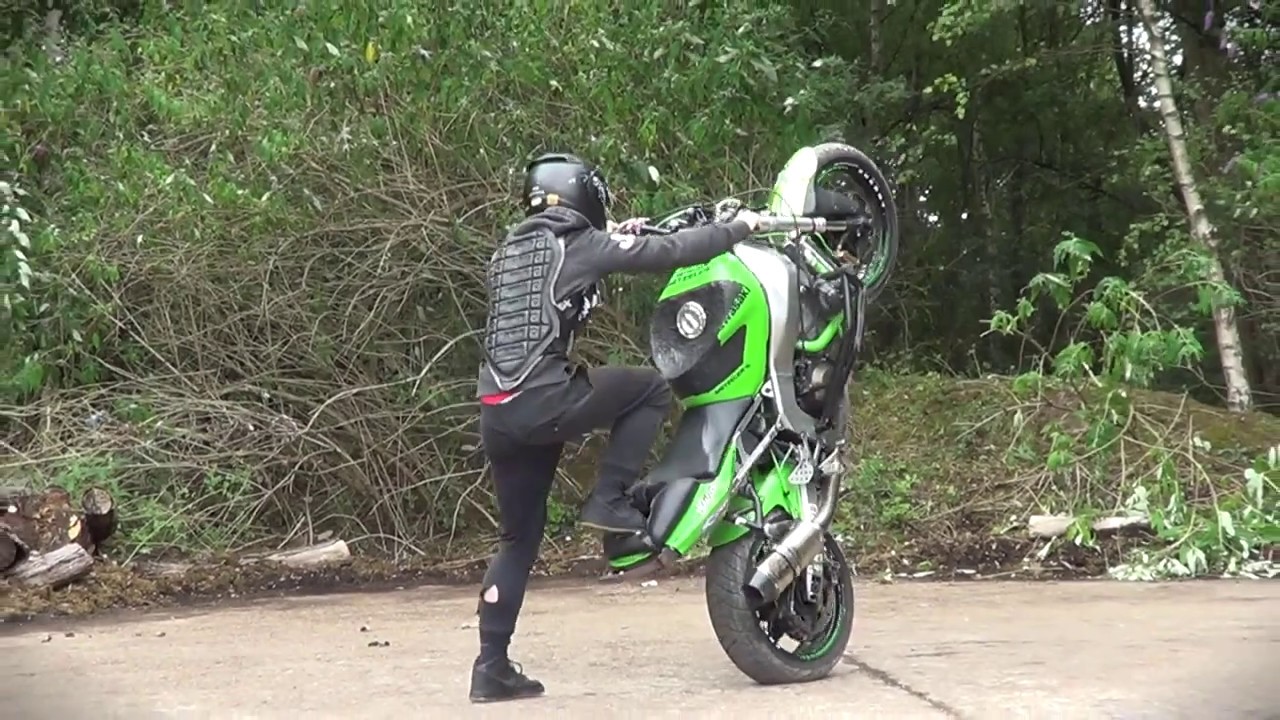 STUNTLIFE / RIDERSCLUBLDN / WINTER HOLIDAYS / SOME SORT OF half assed VLOG