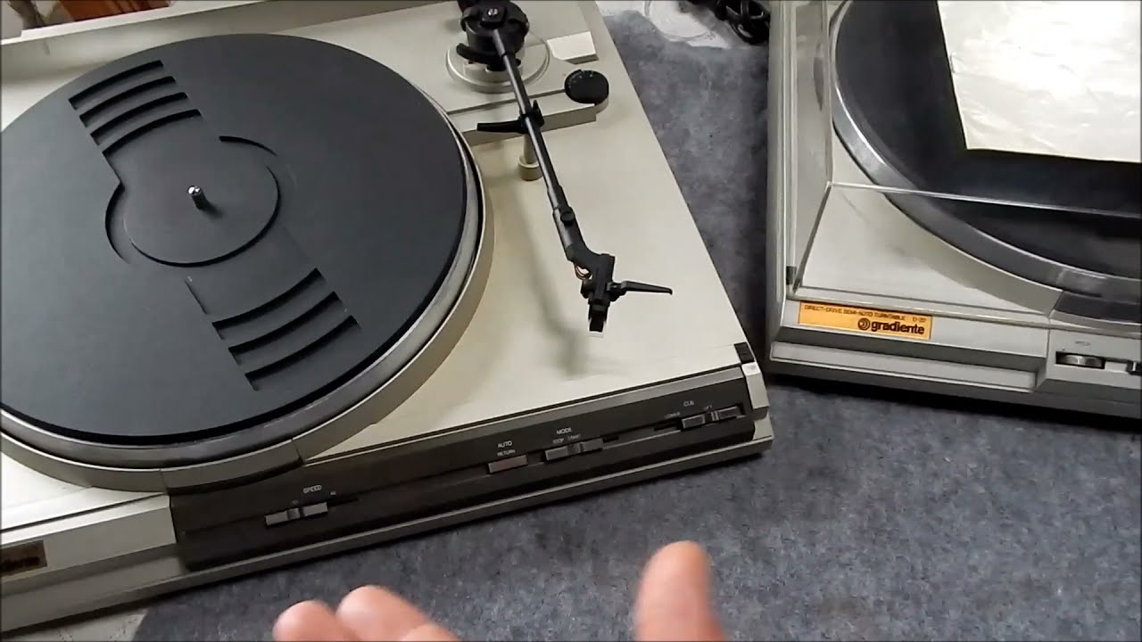 Toca -discos Gradiente linha B vs linha D -Garrard