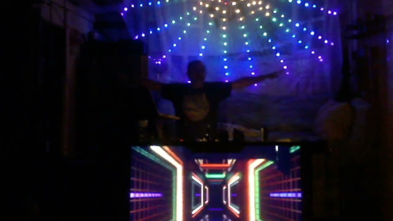 Ariel Baum - Live Set From The Upcoming Album - Force Yourself To Be