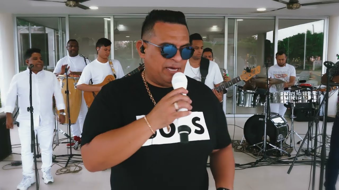 Me Dejaste Una Huella - Erick Escobar (En Vivo)