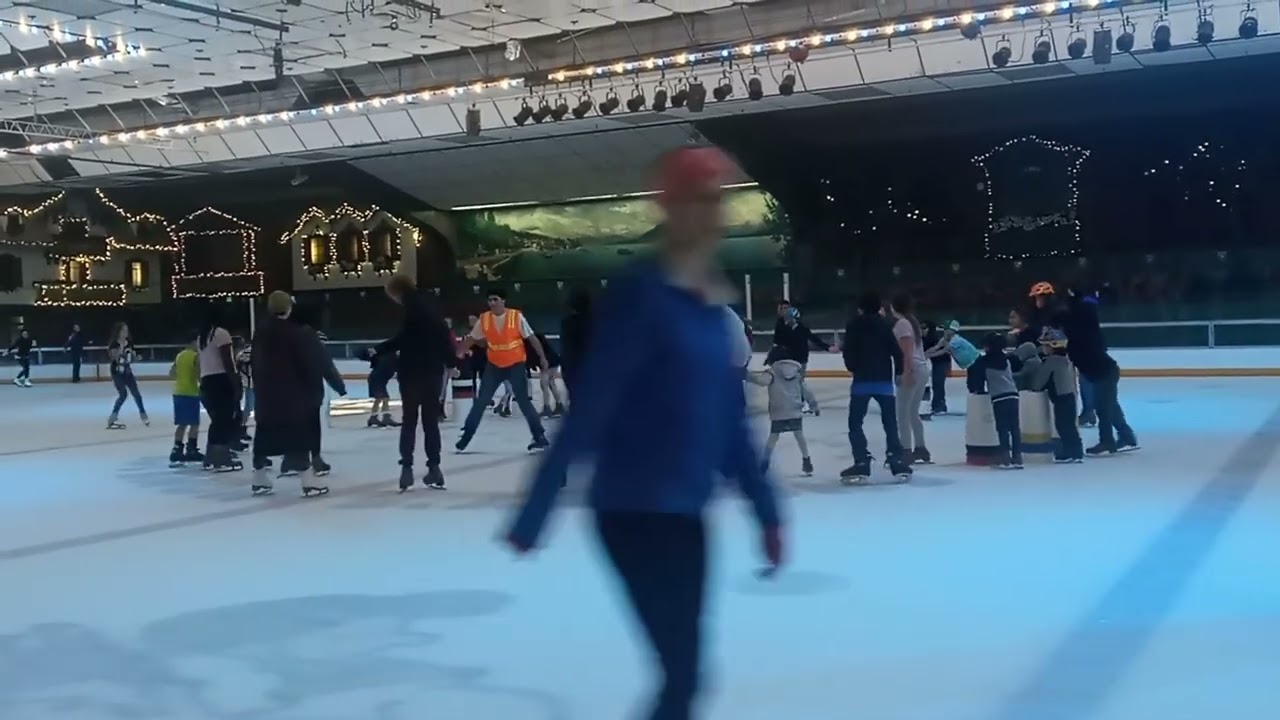 Snoopy Ice Rink, Santa Rosa CA. Oct19/2022