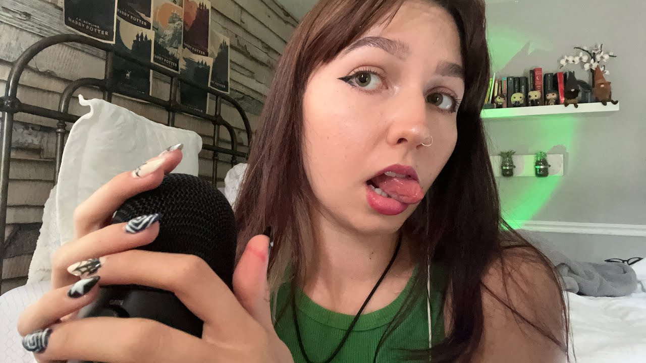 ASMR Pure Mouth Sounds 🦋🎙️ Fast and Aggressive No Talking
